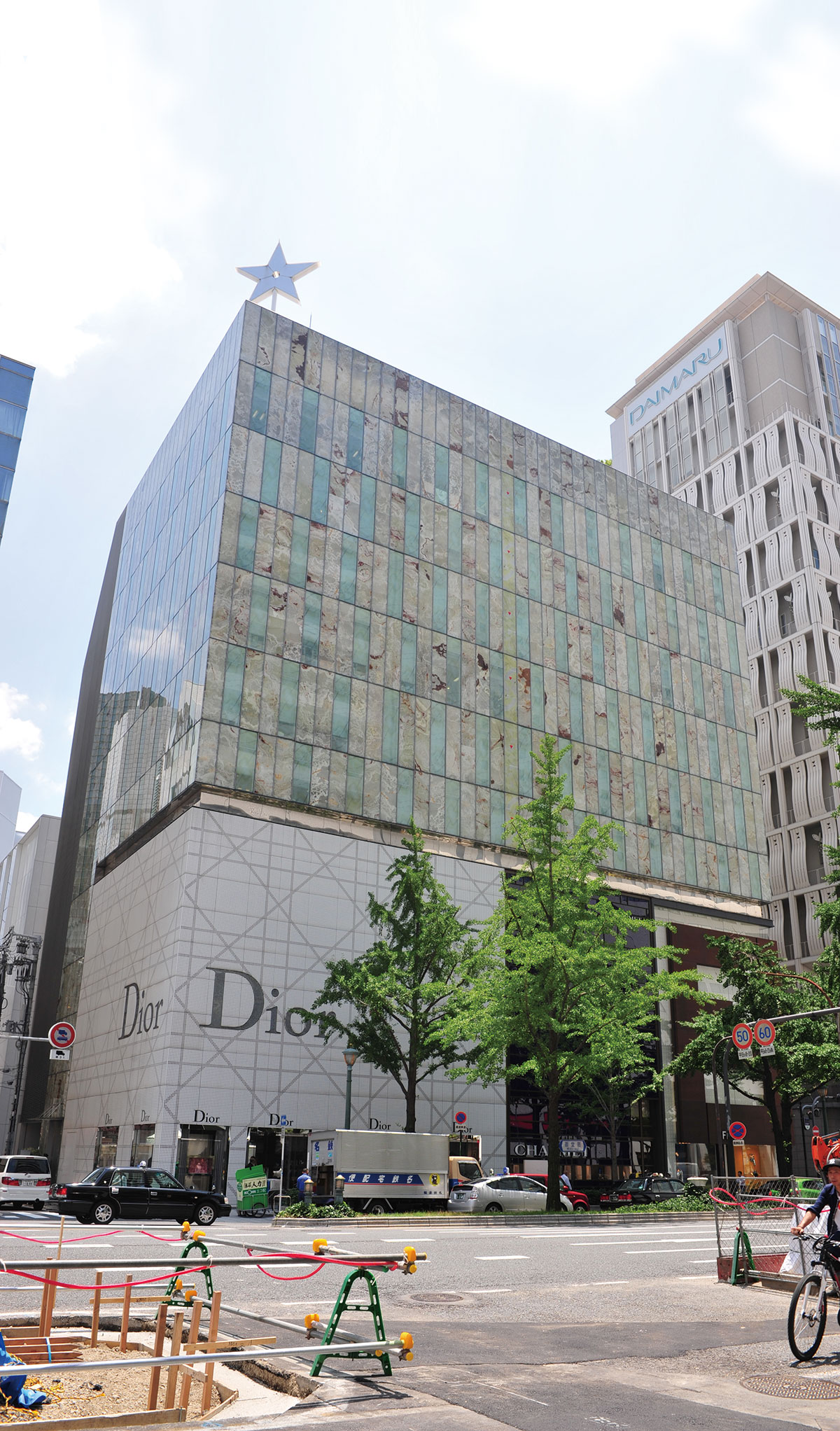 エトワール心斎橋